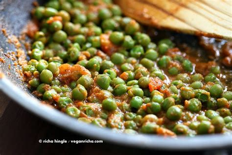 Easy Indian Spiced Peas With Tomato Sauce Vegan Glutenfree Recipe