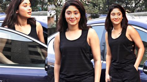 Shivangi Joshi Look Gorgeous Without Makeup Arrive For Dance Rehersal
