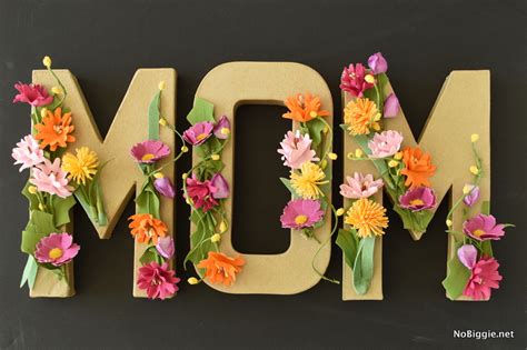 25 Handmade Mothers Day T Ideas