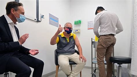 Das bundesgesundheitsministerium teilte am montag mit, dass das vakzin erstmal nicht. Australischer Minister im Krankenhaus nach Corona-Impfung - Zusammenhang unwahrscheinlich — RT DE
