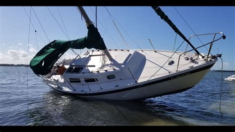 Reinstalling The Outboard Motor On Catalina 22 Sailboat Sailing Knot
