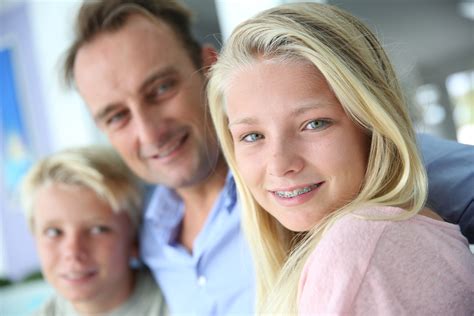 Dental insurance does not cover cosmetic procedures most dental insurance policies do not cover any costs for cosmetic procedures, such as teeth whitening, tooth shaping, veneers, and gum contouring. Does Your Dental Insurance Cover Braces For Kids? | Thomas Orthodontics