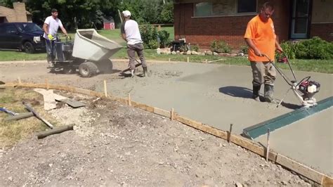 How To Use A Concrete Power Screed Youtube