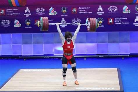 Georgian Weightlifter Revaz Davitadze Wins Gold In Moscow Reportge