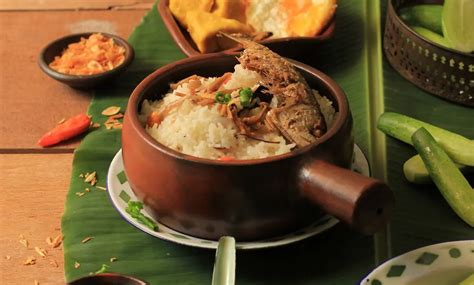 3 Resep Nasi Liwet Rice Cooker Dengan Ikan Teri Peda Dan Telur Asin Yang Lezat Diadonaid