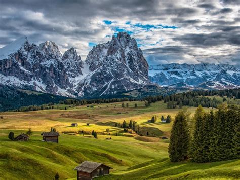 Italy Scenery Mountains Houses Grasslands Fir Clouds
