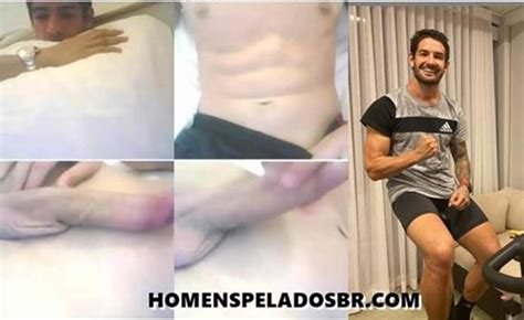 Vídeo do jogador Alexandre Pato batendo punheta blog famosos nus