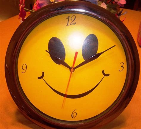Smiley Face Wall Clock Yellow Battery Operated Aa With Second