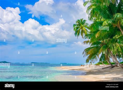 Remote Exotic Island Beach Hi Res Stock Photography And Images Alamy