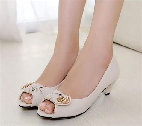 Sexy Summer Dress Sandals Lady New Style Spring Peep Toe Lower Heel