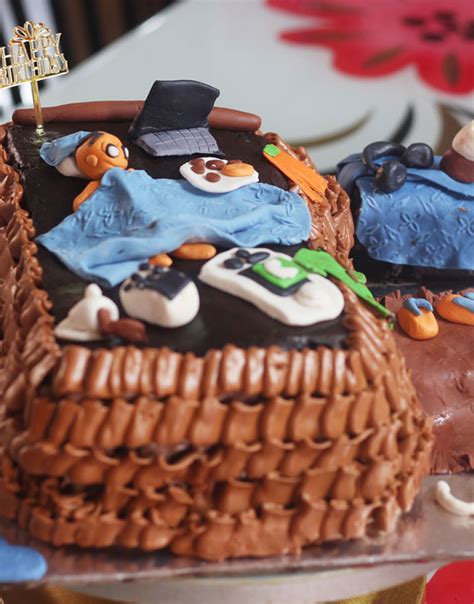Funny 60th birthday cakes for men. Funny Birthday cakes for Men | GurgaonBakers