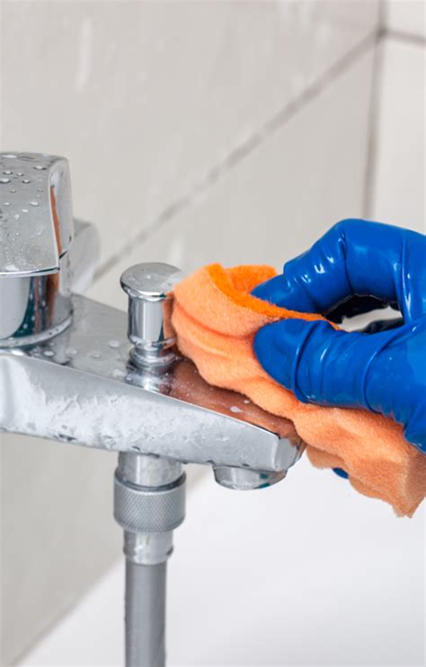 Step 2 apply the poultice to the stain. 5 Techniques to Remove Hard Water Stains | Maid4Condos