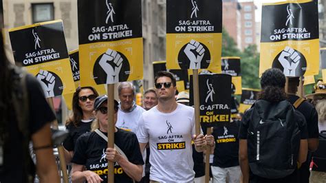 Hollywood Actors Ratify Agreement Strike Officially Ends The Limited Times