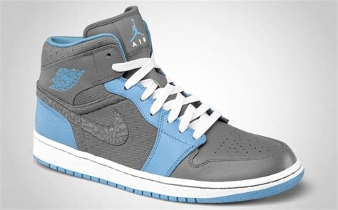 The air jordan collection curates only authentic sneakers. Air Jordan 1 Phat - Cool Grey/University Blue-White