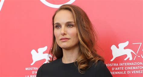 Natalie Portman Brings Vox Luxe To Venice Film Festival