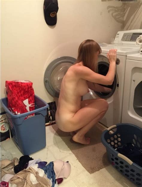 Housework Nude Pics Xhamster