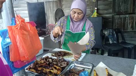 Order from fauzi nasi kerabu (gong badak) online or via mobile app we will deliver it to your home or office check menu, ratings and reviews pay online or cash on delivery. Nasi kerabu daging bakar - YouTube