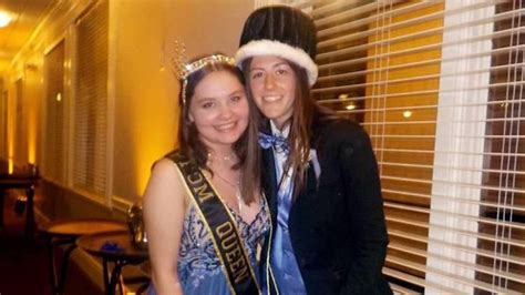 This Lesbian Couple Was Crowned Prom King And Queen At Their High School