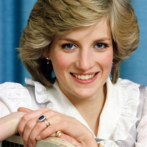 Patak Kicsi Enyhe Princess Diana Engagement Ring Lopás Sertéshús Pékség