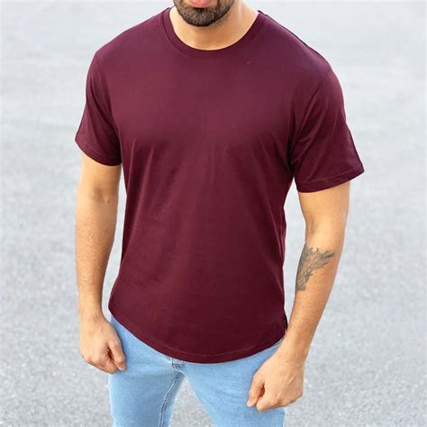 Men S Basic Round Neck T Shirt In Claret Red