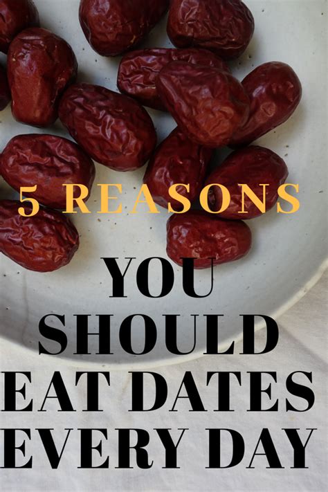 How Many Dates And Almonds Should I Eat Everyday To Be Slim And Fit