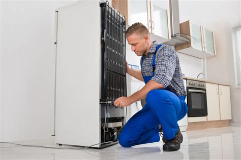 Refrigeration Technician What Is It And How To Become One Ziprecruiter