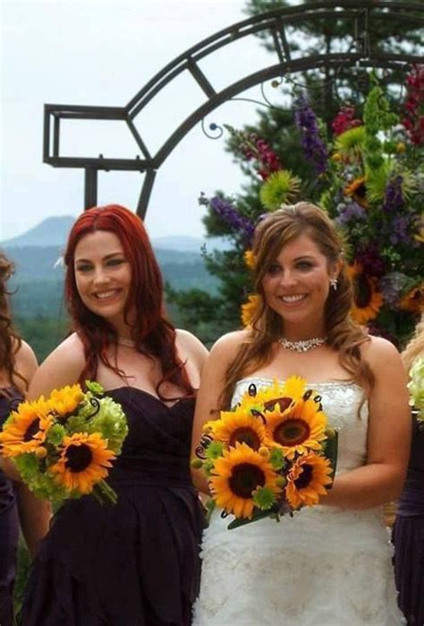 Amy At Her Sisters Wedding Amy Lee Evanescence Amy Lee Sister Wedding