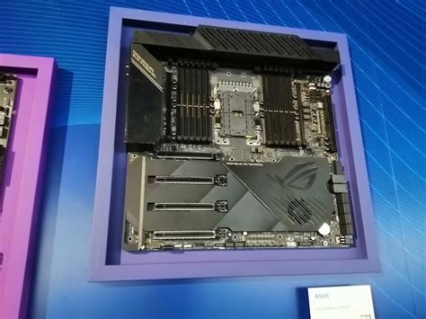 PCHardCores ASUS Shows Off ROG Dominus Extreme Motherboard For Xeon W