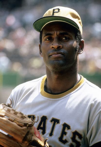 Susan lewis and attempts to introduce modern equipment and diagnostics to the er. Bleeding Yankee Blue: THIS ROBERTO CLEMENTE STORY MAKES ...