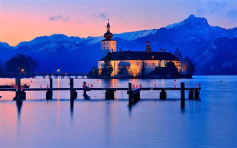 Church In Gmunden Lake Traunsee Widescreen World Wallpaper Áustria