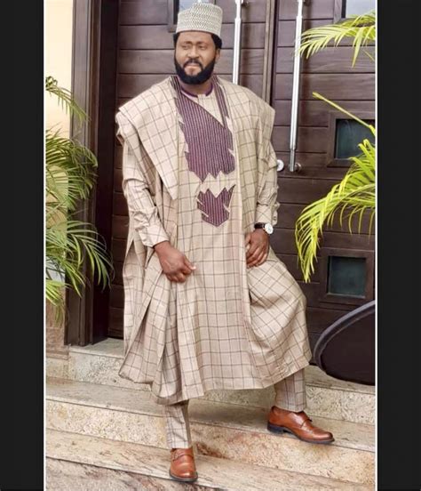 80 Current Agbada Styles For Gentlemen And Ladies Color Combinations