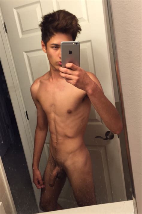 Amateur Nude Male Pics
