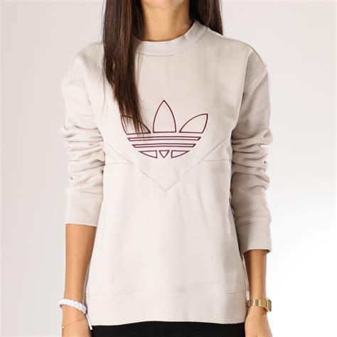Discover the latest in men's fashion and women's clothing online & shop from over 40,000 styles with asos. adidas - Sweat Crewneck Femme CLRDO DH3012 Beige ...