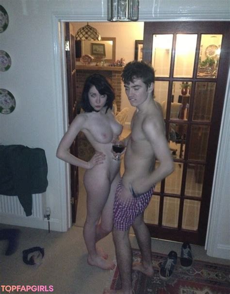 Alison Brie Nude Onlyfans Leaked Photo Topfapgirls