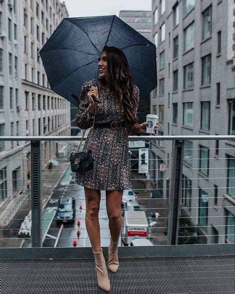 50 Styles With Umbrellas Ideas Umbrella Style Stylish