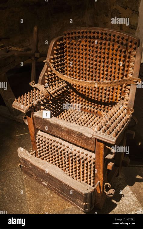 Medieval Chair Fotos Und Bildmaterial In Hoher Auflösung Alamy