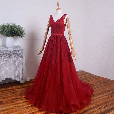 Wine Red Handmade Long Junior Prom Dress With Lace Applique Charming