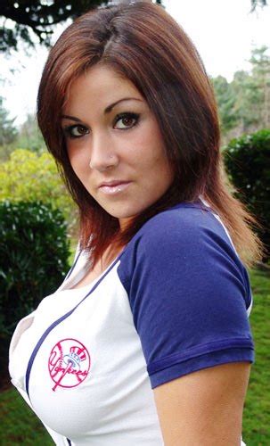 beauty babes 50 babes of the new york yankees fan base want to support robinson cano the