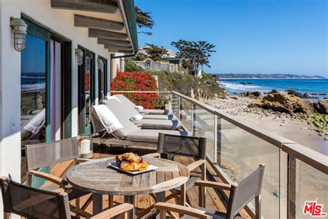 Cindy Crawfords Malibu Home Has Dreamy Ocean Views Gallery Image 11