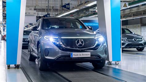 Daimler Schickt Tausende Mitarbeiter In Kurzarbeit
