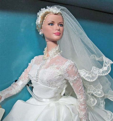 Princess Grace Kelly The Bride Gold Label Silkstone Barbie Doll