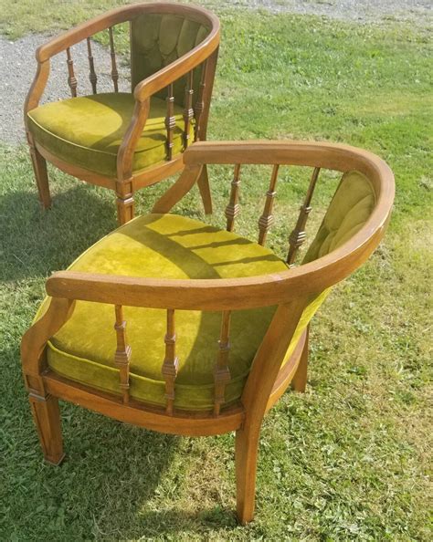 Vintage Set Of Green Velvet Chairs 1970s Hollywood Regency Etsy
