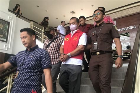 Tersangka Kasus Korupsi Simrs Bp Batam Ditahan Kejari