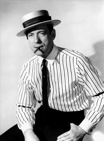 Yves montand , original name ivo livi , (born october 13, 1921, monsummano alto, italy—died november 9, 1991, senlis , france), french stage and film actor and popular cabaret singer. Yves MONTAND : Biographie et filmographie