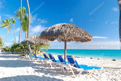 Caribbean Beach Stock Photo By ©haveseen 1537598