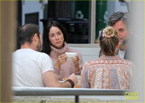 Photo Abigail Spencer Josh Radnor Step Out Together 10 Photo 4514447