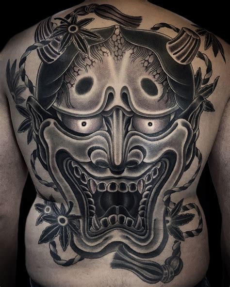 Japanese Hannya Mask Tattoo Full On Back In Black And Grey 남자 문신 문신 디자인 문신