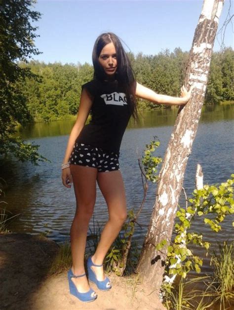 Dziewczyny z rosyjskich sieci społecznościowych X Joe Monster