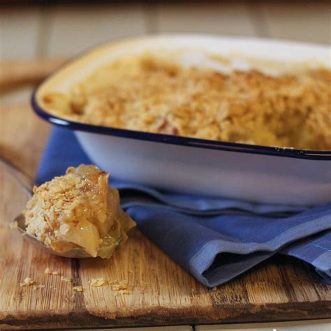 Easy Apple And Rhubarb Crumble Baking Mad