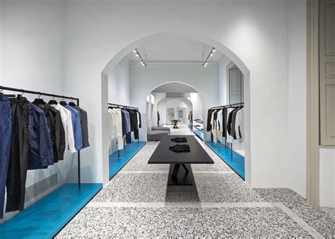 Issey Miyake Milan The First Flagship Store Has Been Opened In Italy